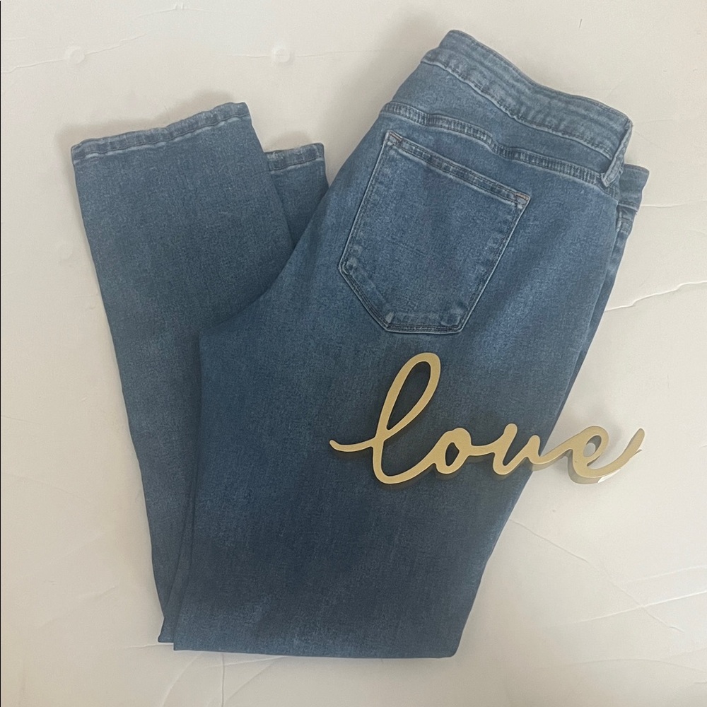 Sonoma Women's Classic Blue Straight Leg Jeans